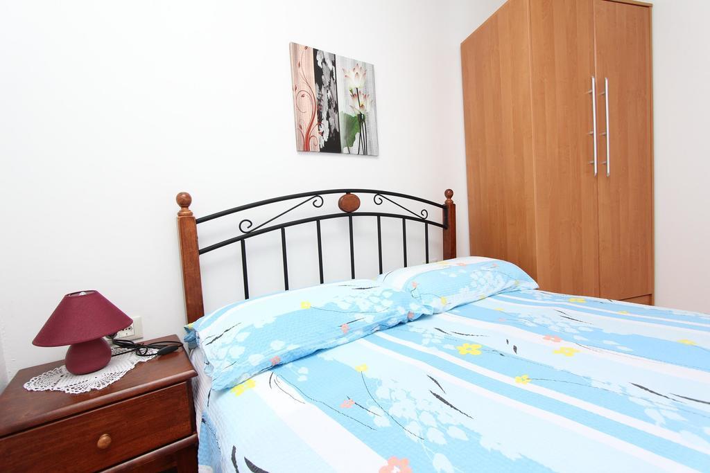 Guest House Liliana ロヴィニ 部屋 写真