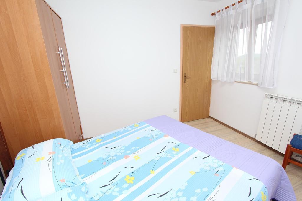 Guest House Liliana ロヴィニ 部屋 写真