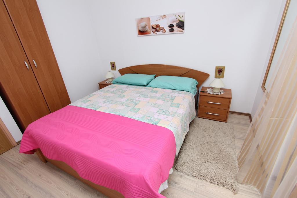 Guest House Liliana ロヴィニ 部屋 写真